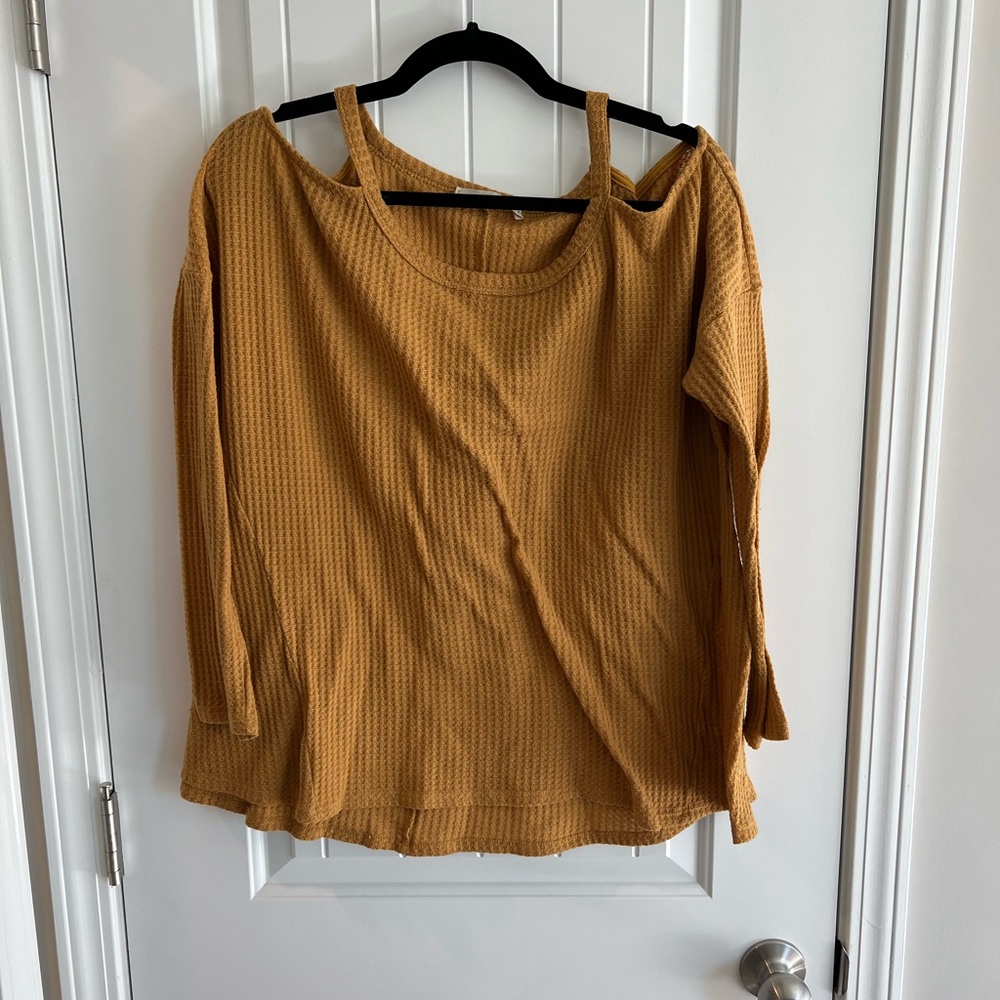 Women’s Rokoko Waffle Knit Cold Shoulder Sweater